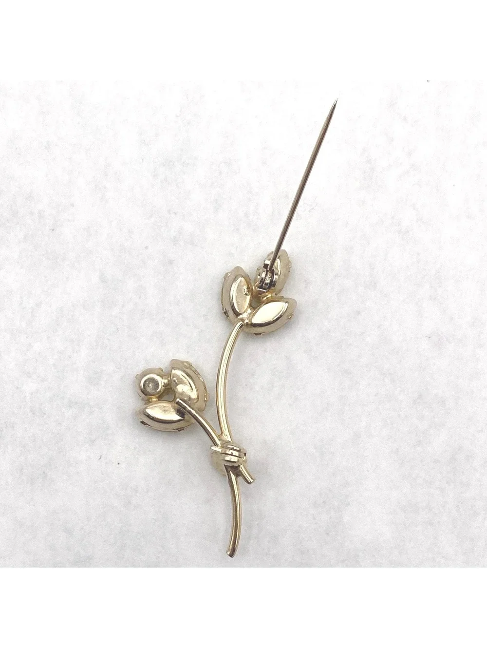 Vintage Gold Tone and Yellow Rhinestones Floral Brooch.